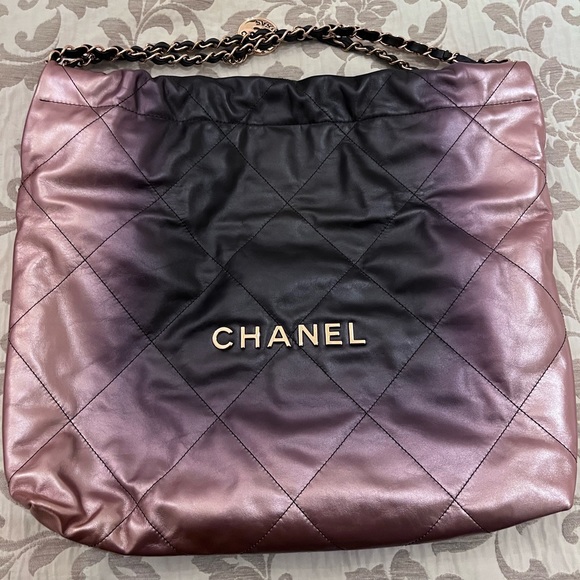 Limited 2023 Chanel Balayage Bag 22 Tote - Picture 1 of 1